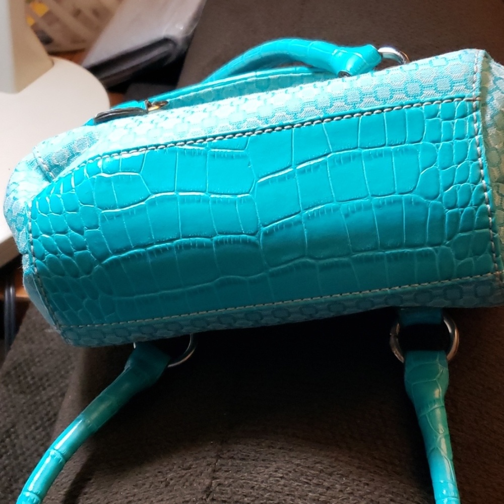 Nine West Mini Tortoise Mini Bag - Picture 4 of 8